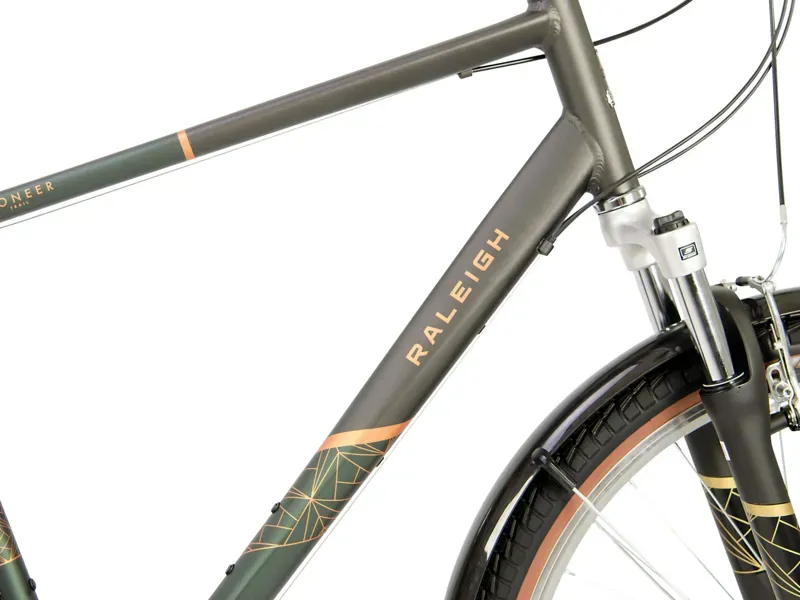 Raleigh Pioneer Trail Crossbar 27.5 Hybrid Bike Grey / Green-6