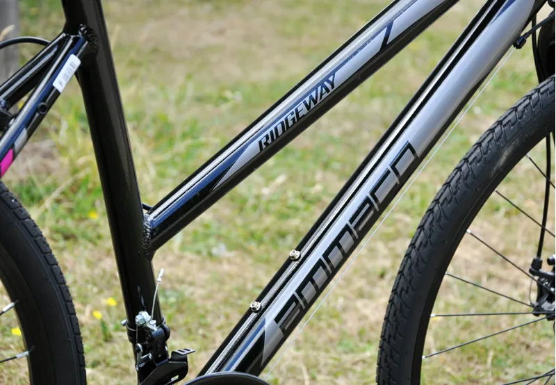 Ammaco Ridgeway 700c Sports Hybrid Bike Black-9